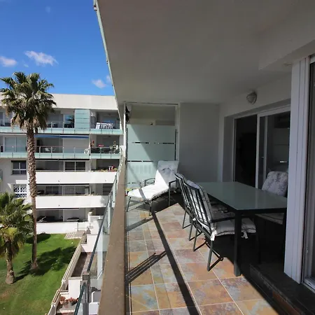 Luminoso Con Terraza Y Piscina Comunitaria En Santa Margarita, Cerca De La Playa. - Es-228-138 Apartment Roses